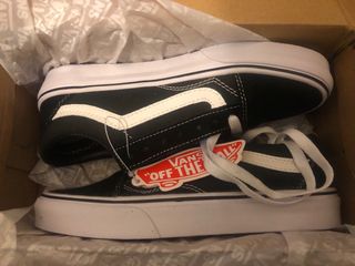Zapatillas Vans Old Skool Negras y Blancas