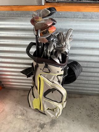 Bolsa de Golf Mizuno con Palos