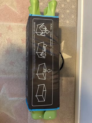 Cuna de viaje y colchón. Marca hauck