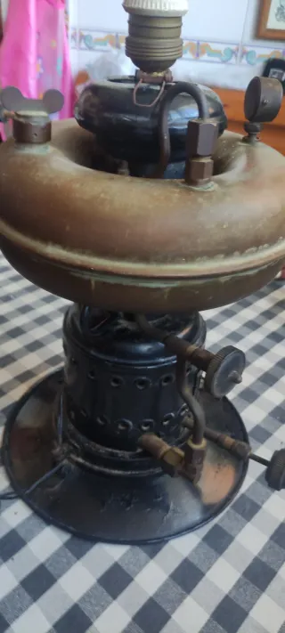 Lámpara Antigua Focus 06