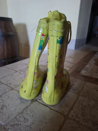 Stivaletti anti pioggia bimbi unisex Carpisa