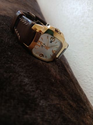 Reloj Lotus Mujer Dorado y Marrón
