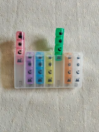 Pastillero Semanal Aposán 28 Compartimentos