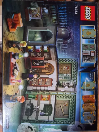 LEGO Harry Potter Hogwarts Moment 76383
