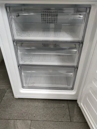 Nevera Grundig 200x60cm A++ no Frost con Garantia