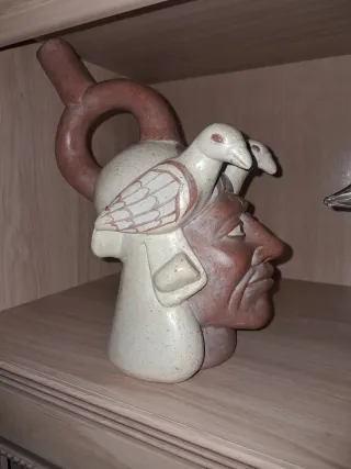 Figura decorativa estilo inca