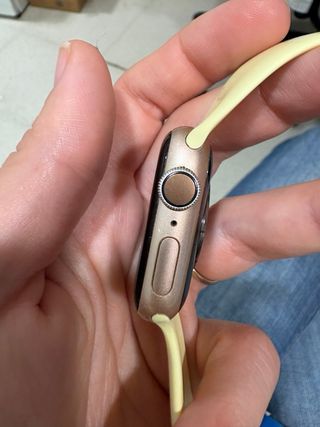 Apple Watch Series 4 Dorado