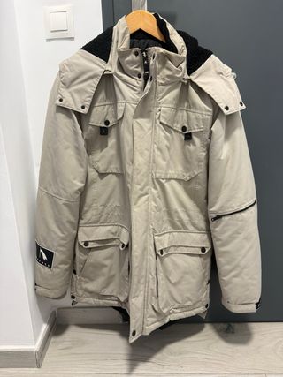 Chaquetón Bershka Beige y Negra Hombre talla L/XL