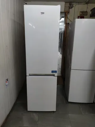 Nevera Beko 200x60cm A++ no Frost con Garantia