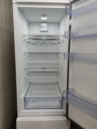 Nevera Beko 200x60cm A++ no Frost con Garantia