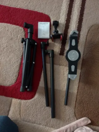 Trípode y Soporte para Móvil/Tablet