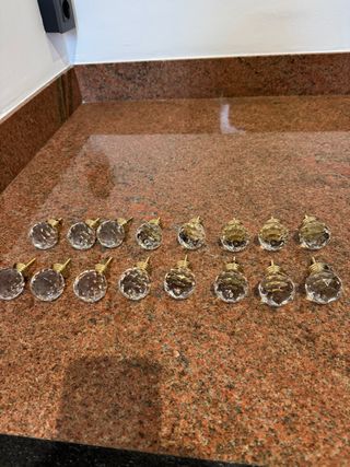 Tiradores de cristal y metal para armario