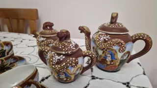 Set 10 Tazzine Giappone + Teiere