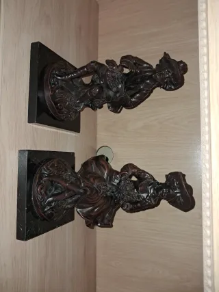 Pareja Figuras Base Mármol