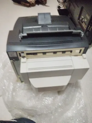 Impresora Konica Minolta Bizhub 40P