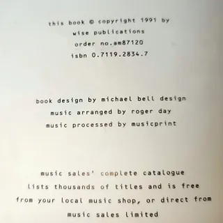 Dire Straits - On Every Street Libro Tablaturas