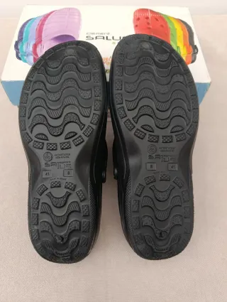 Zuecos Clement Salus Negros Talla 41