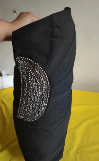 Vestido con Pedrería