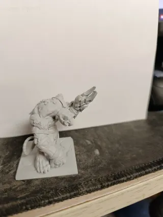 Miniatura Rata Ogro Skaven de resina