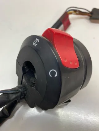 Mando Luces Suzuki GSR 600