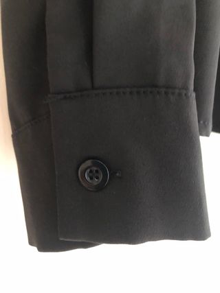 Blusa negra manga larga