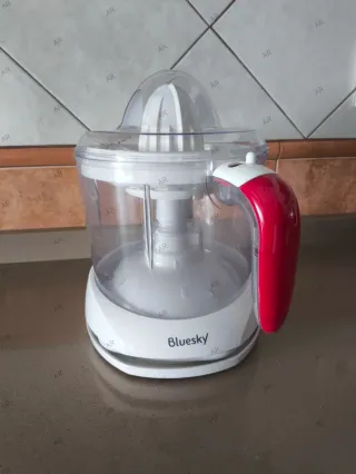 Exprimidor eléctrico