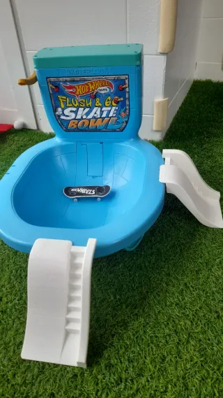 Hot Wheels Skate Bowl - Sin usar