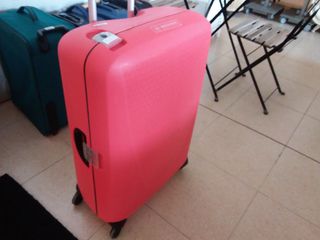 SAMSONITE