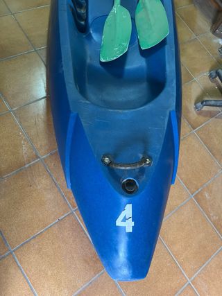 Kayak doble con remos