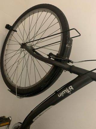 Bicicleta de paseo negra