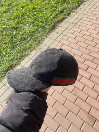 Berretto Gucci Nero con banda verde e rossa