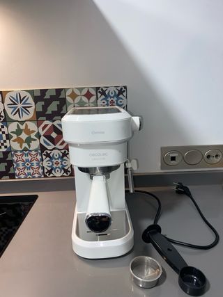 Cafetera Cecotec Blanca