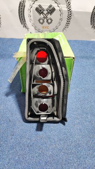 Volkswagen Polo 81-90 piloto trasero izquierdo