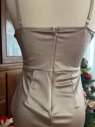 Abito corto raso beige