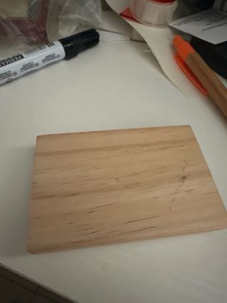 Base in legno con foro centrale