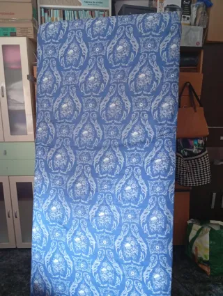 Cama individual con colchón