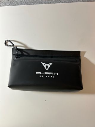 Neceser Cupra Negro