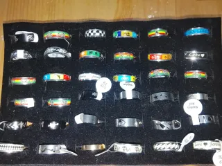 Lote de 36 Anillos Multicolor y Plateados