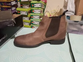 Botín caballero piel marrón.Numero 39.