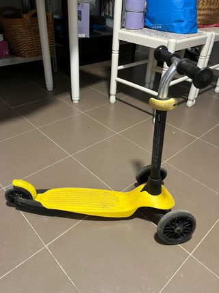 Patin infantil 3 ruedas amarillo