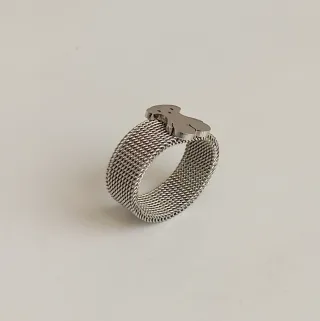 Anillo acero malla.