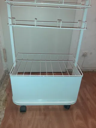 Expositor de hierro para 18 tarros de plastico