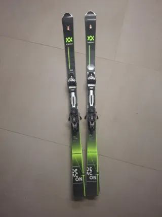 Sci Volkl Deacon 176 con attacchi Marker