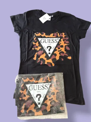 Camiseta Gu@ss Estampada Leopardo Negra