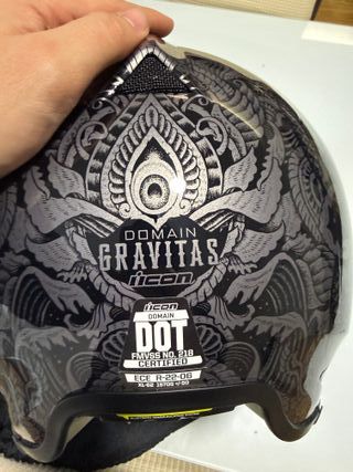 Casco ICON DOMAIN GRAVITAS