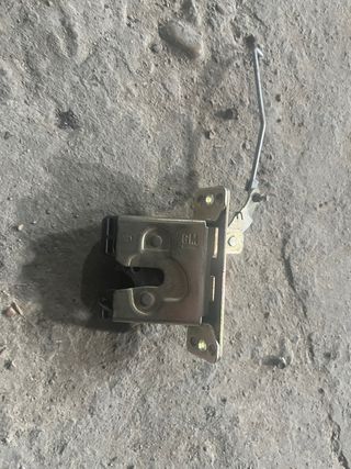 Cerradura Maletero Opel Corsa B
