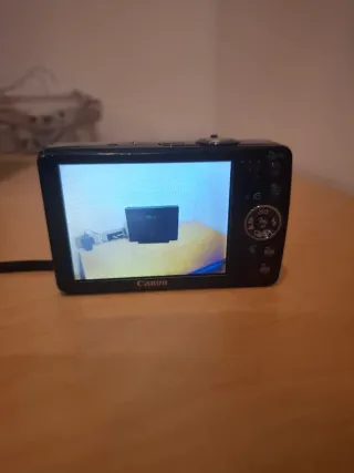 Canon PowerShot SD750 Argento