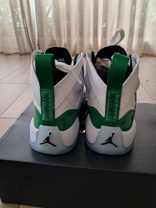 Zapatillas Jordan Jumpman Blancas y Verdes