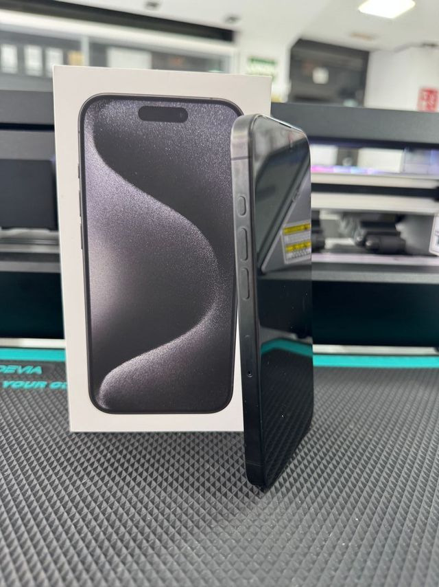 IPHONE 15 PRO 256GB COME NUOVO