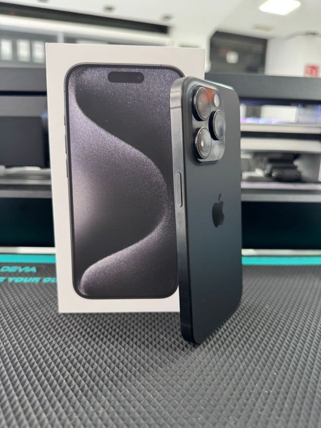 IPHONE 15 PRO 256GB COME NUOVO